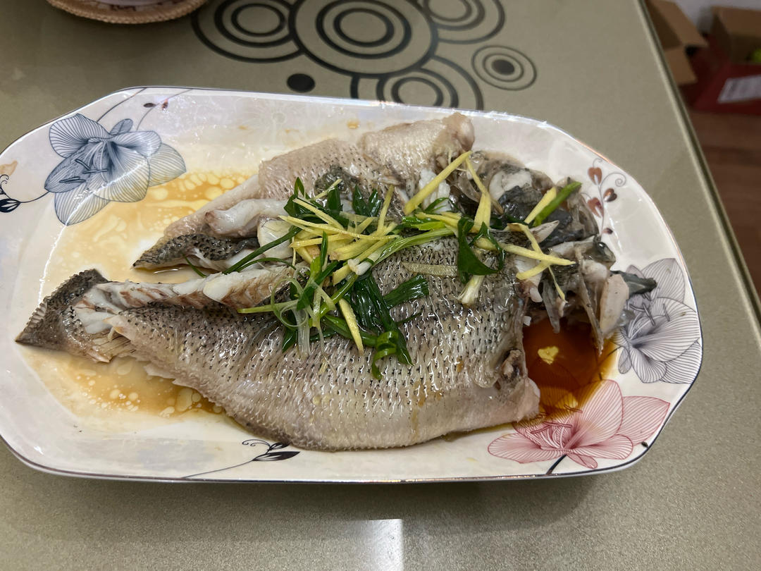 10分钟做 清蒸鲈鱼 （附切鱼图解）