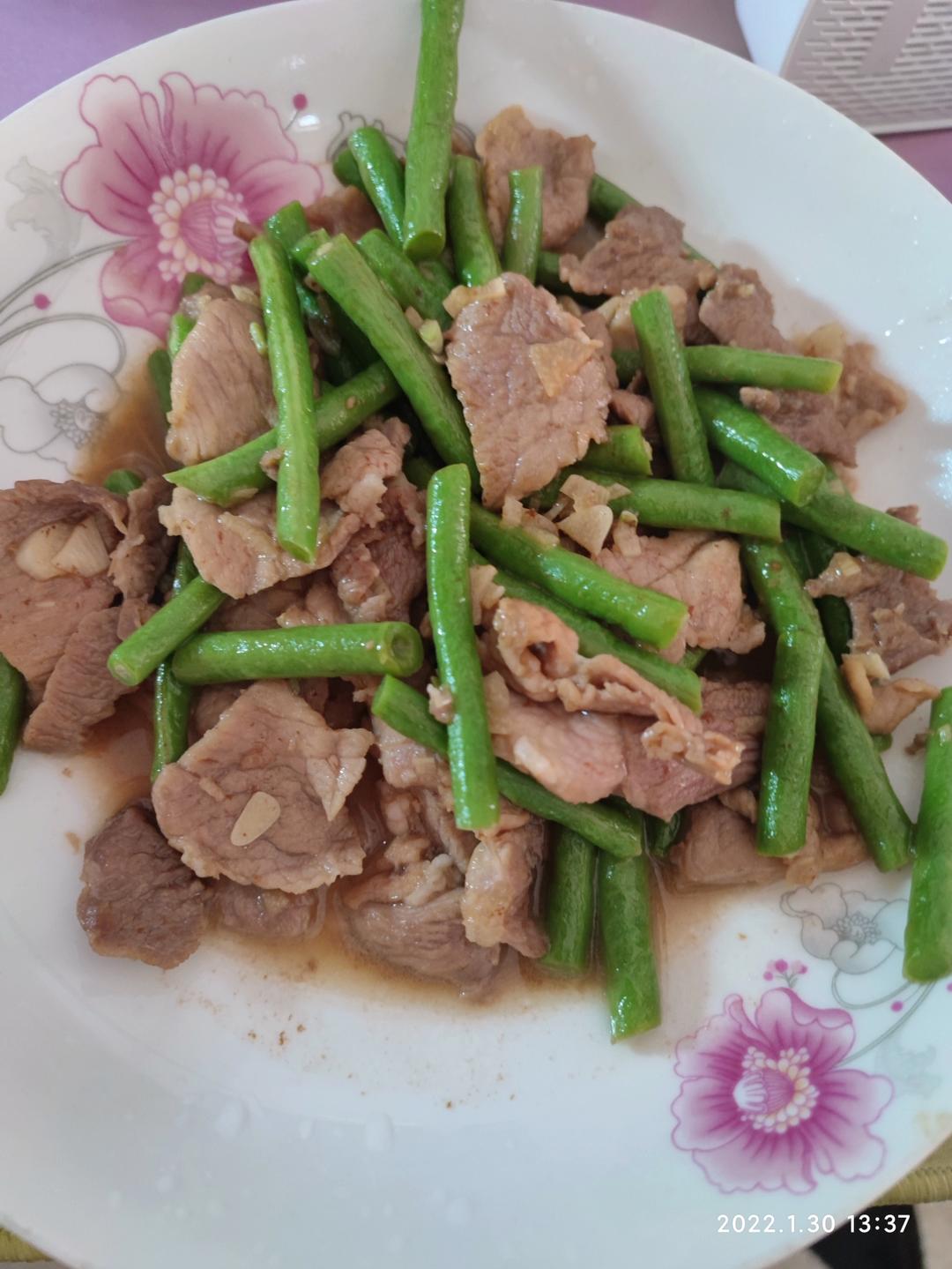 豆角炒肉丝