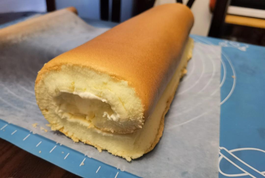 超详细的瑞士卷奶油蛋糕卷原味蛋糕卷的制作方法 饱满不掉皮不开裂（附模具换算方法）