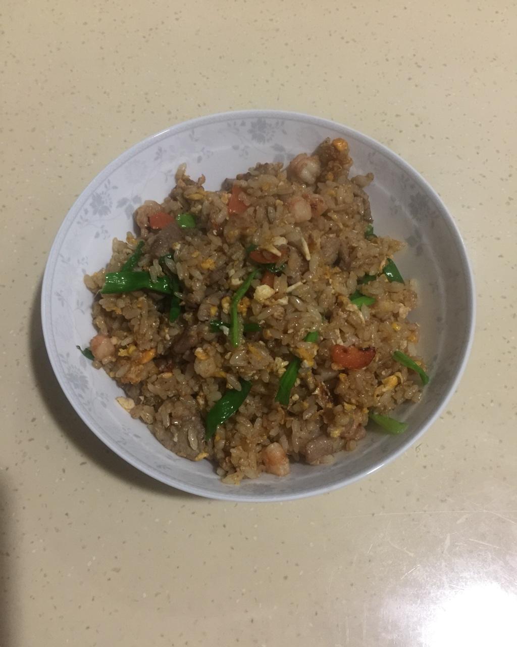 虾仁蛋炒饭