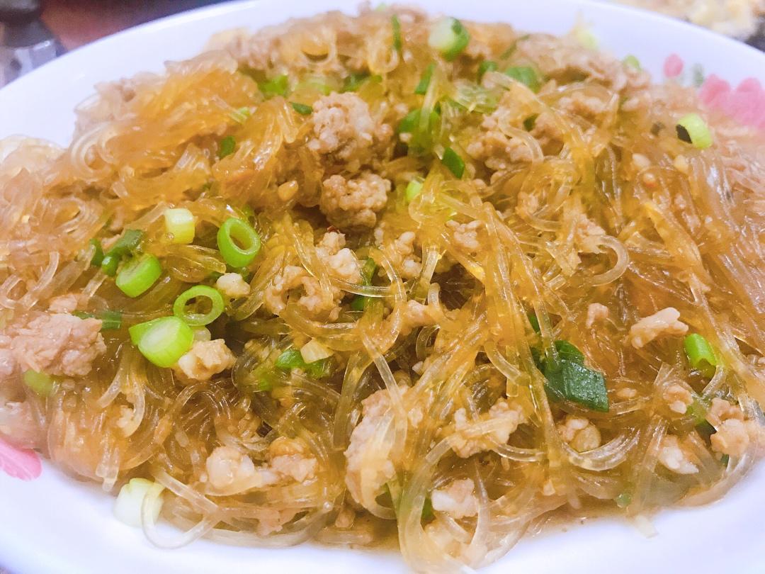蚂蚁上树