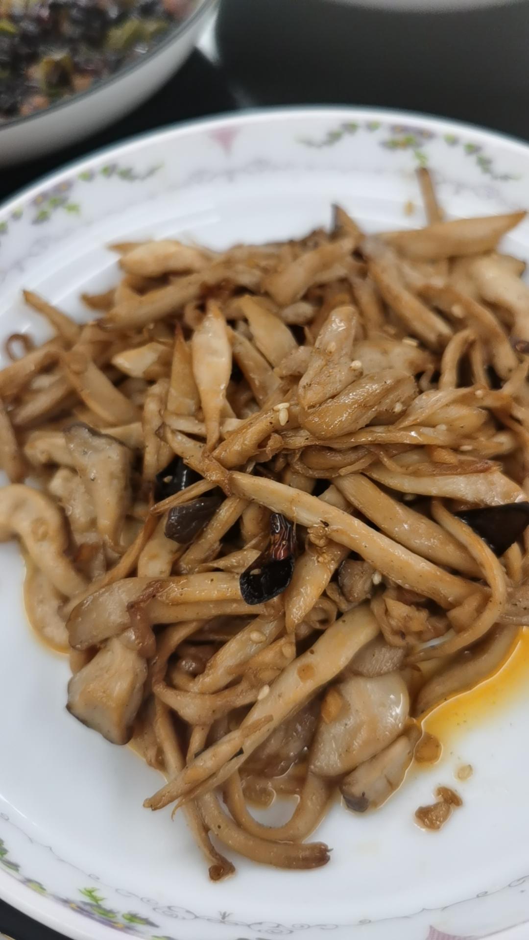 越嚼越香‼️比肉还要好吃👉干煸孜然杏鲍菇