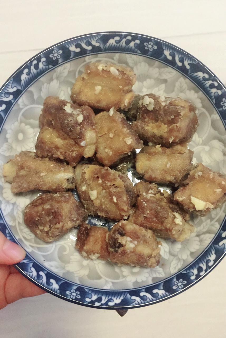 金牌蒜香排骨