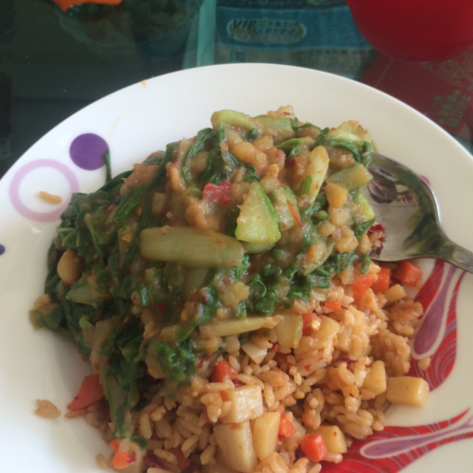 土豆熬小白菜