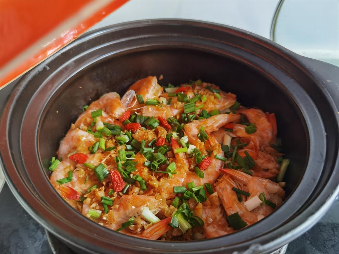 蒜蓉粉丝虾煲