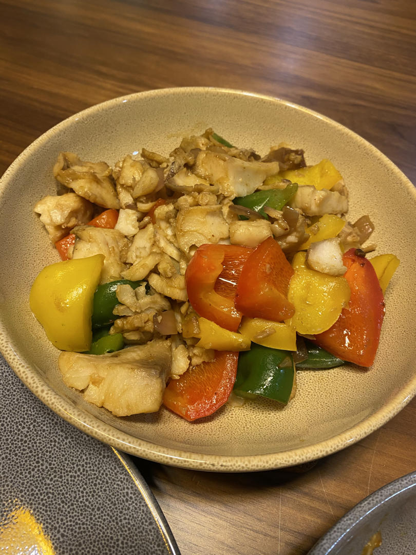 低脂营养的五彩巴沙鱼