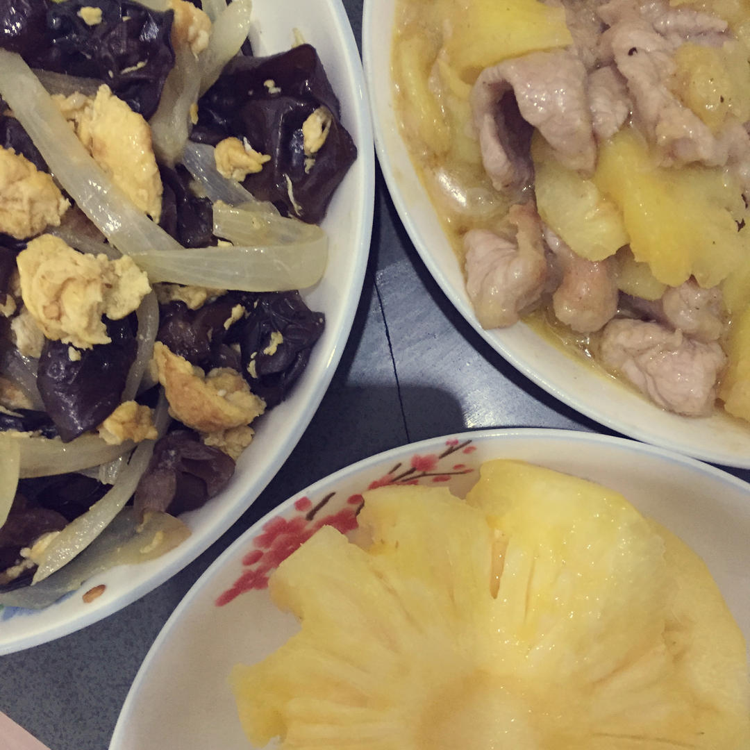 菠萝咕咾肉