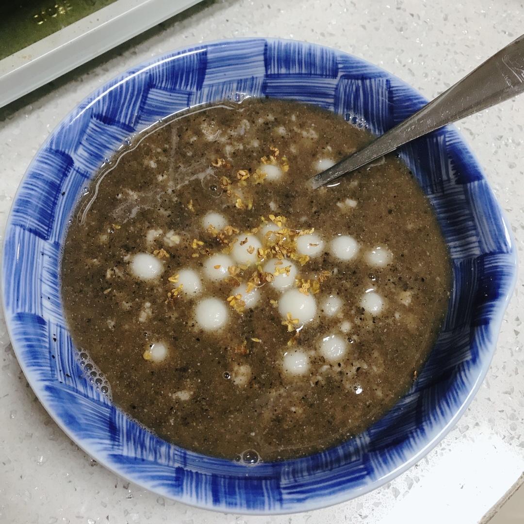 核桃黑芝麻小圆子