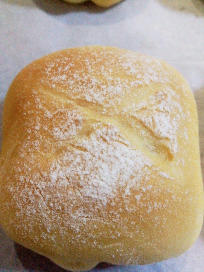 牛奶软面包