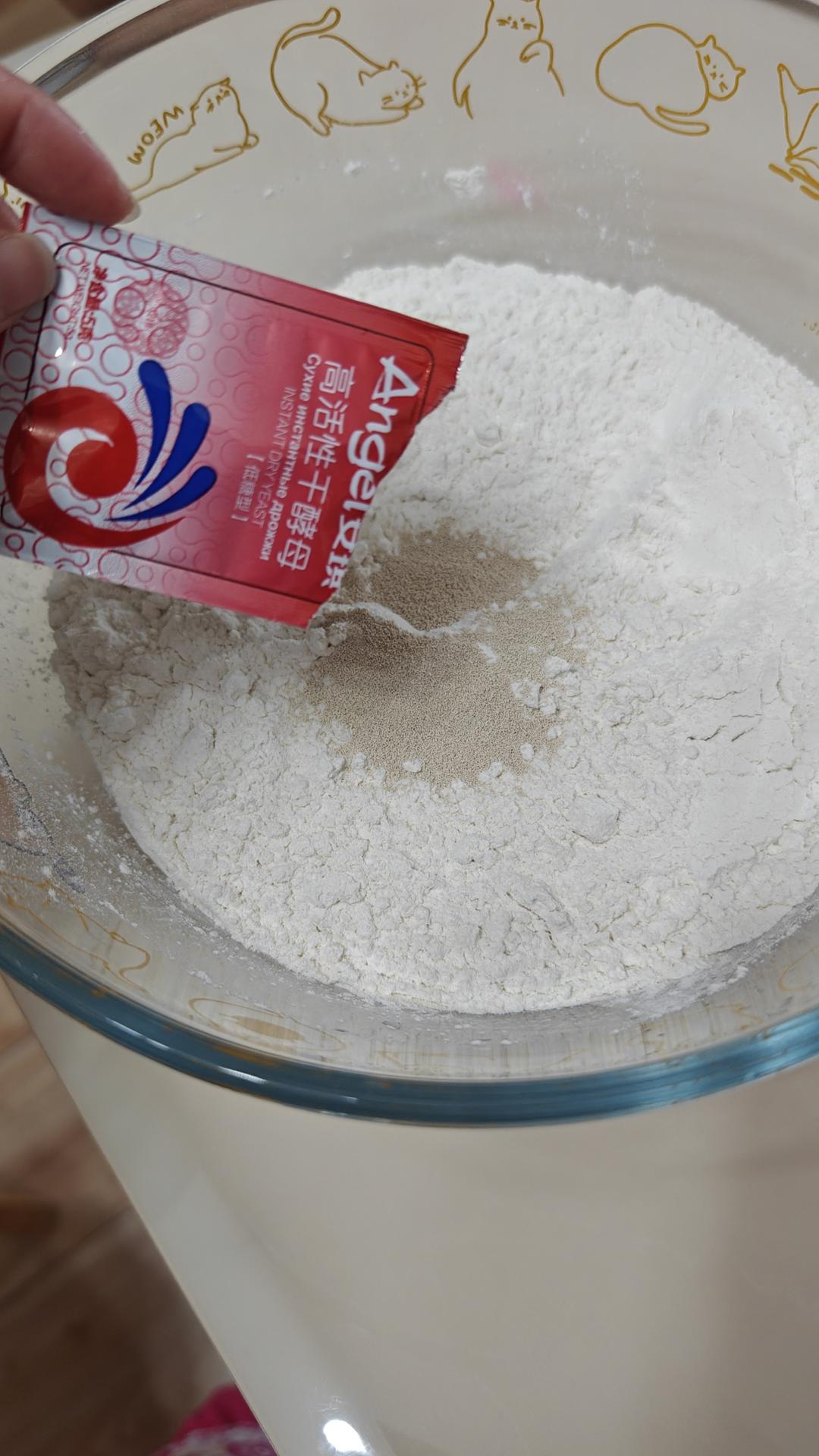 纯奶手撕吐司的做法 步骤1