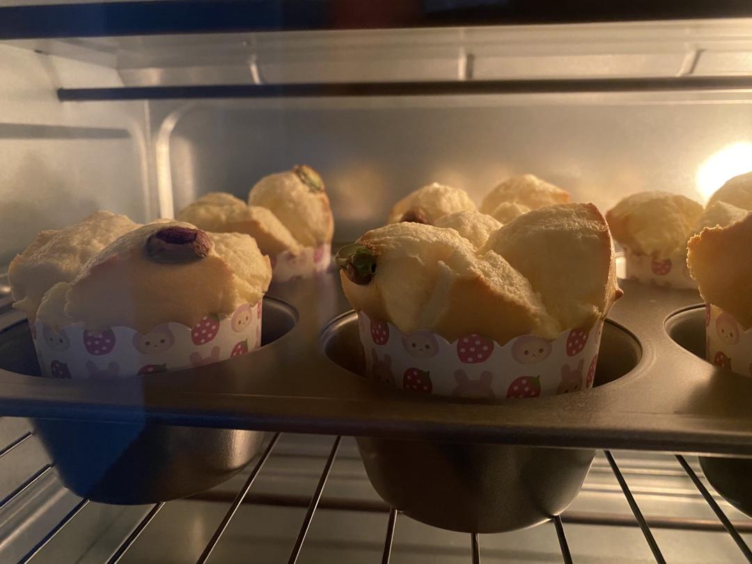 戚风纸杯蛋糕（手残党一次成功）