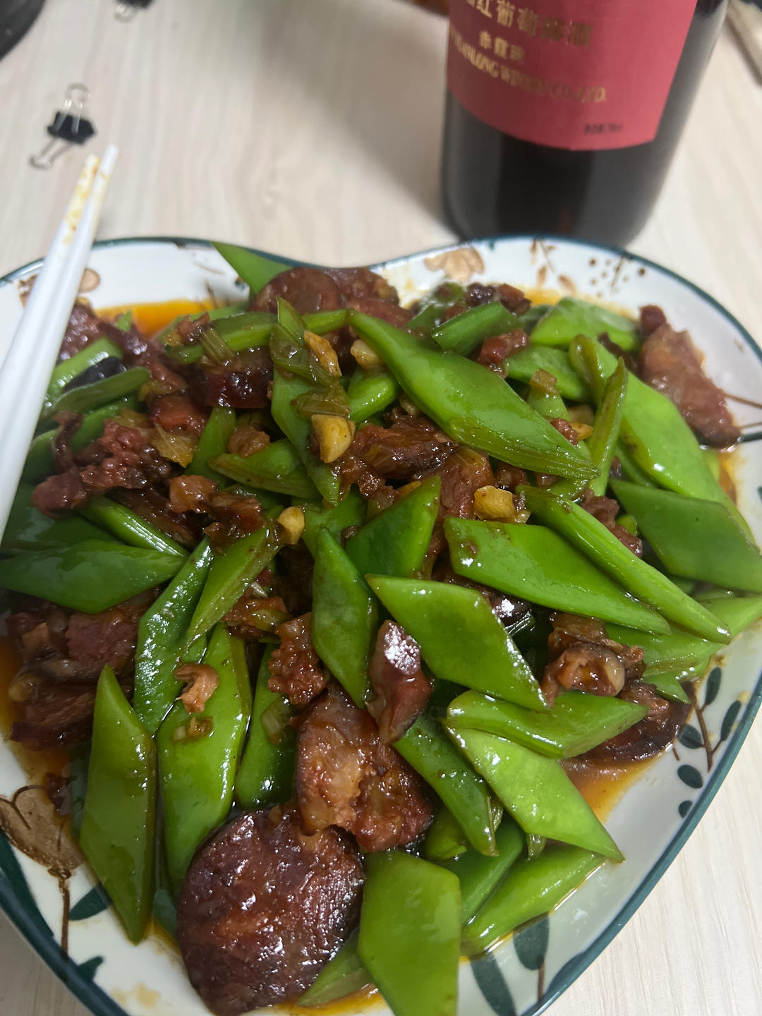 超脆爽的荷兰豆炒香肠