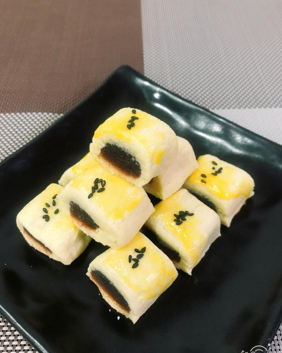 一口豆沙酥