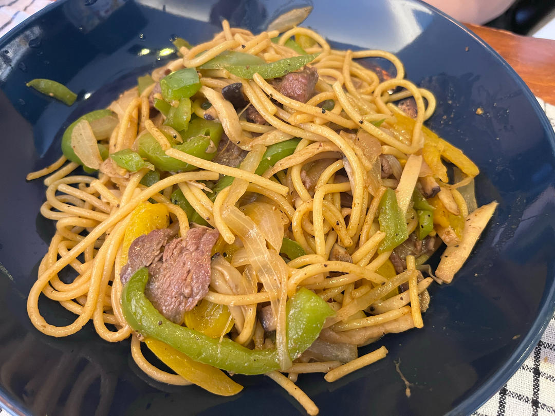 比餐厅好吃的黑椒牛柳意面🍝零失败简单教程