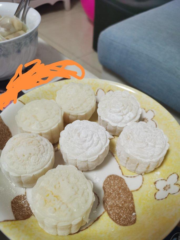 冰皮月饼(奶黄馅）