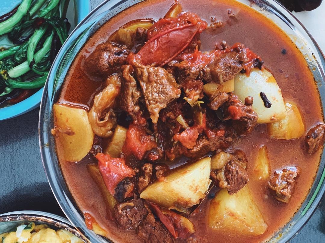 番茄土豆炖牛腩