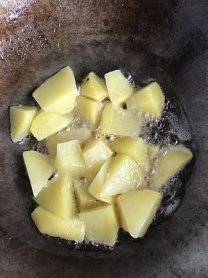 椒盐炸土豆的做法 步骤1