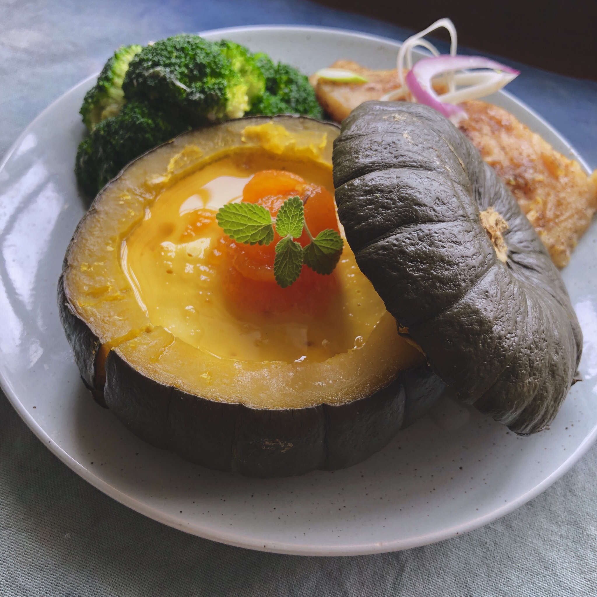 减脂期超棒的一餐——南瓜鸡蛋布丁盅的做法 步骤9