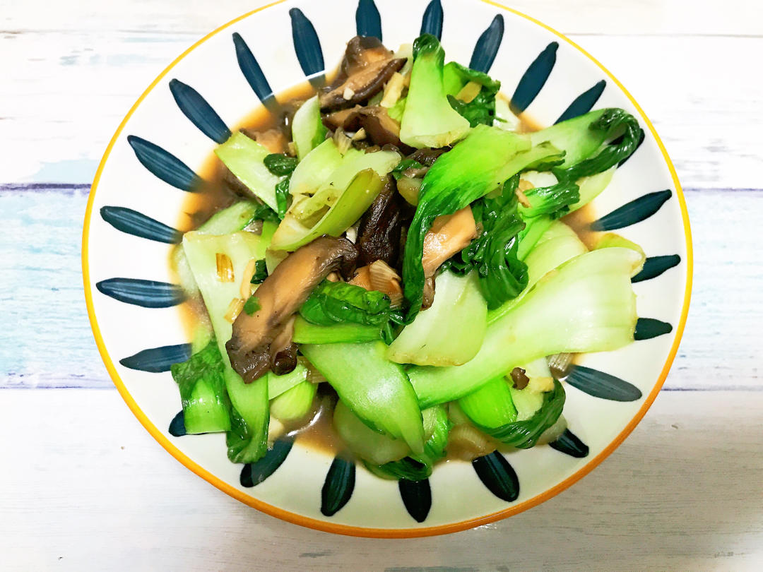 简易版香菇扒油菜