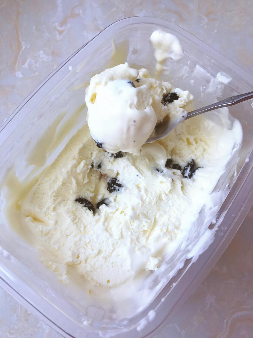 朗姆黑加仑冰淇淋 Rum Raisin Ice cream