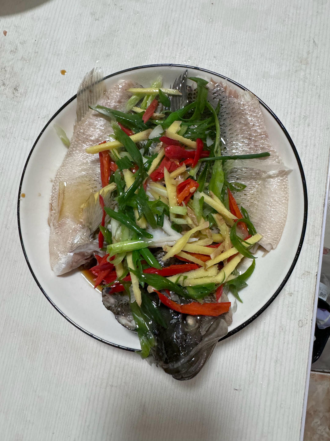 10分钟做 清蒸鲈鱼 （附切鱼图解）