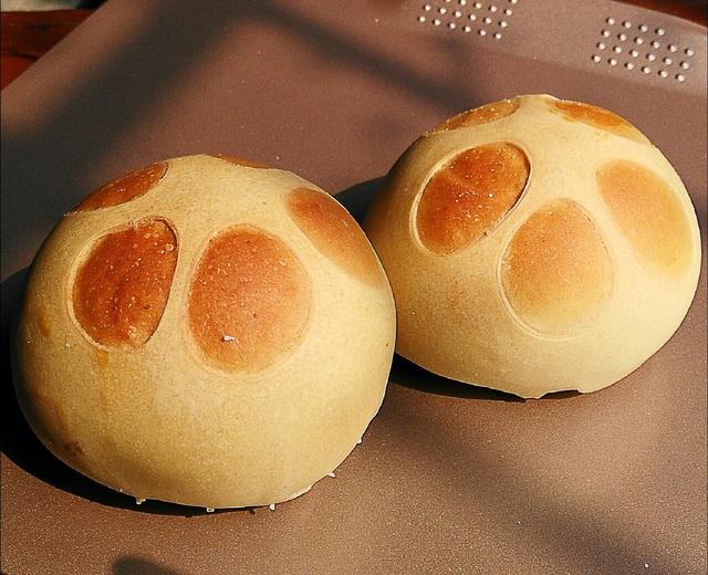 猫爪椰蓉面包——欧克皮的简单装饰的做法