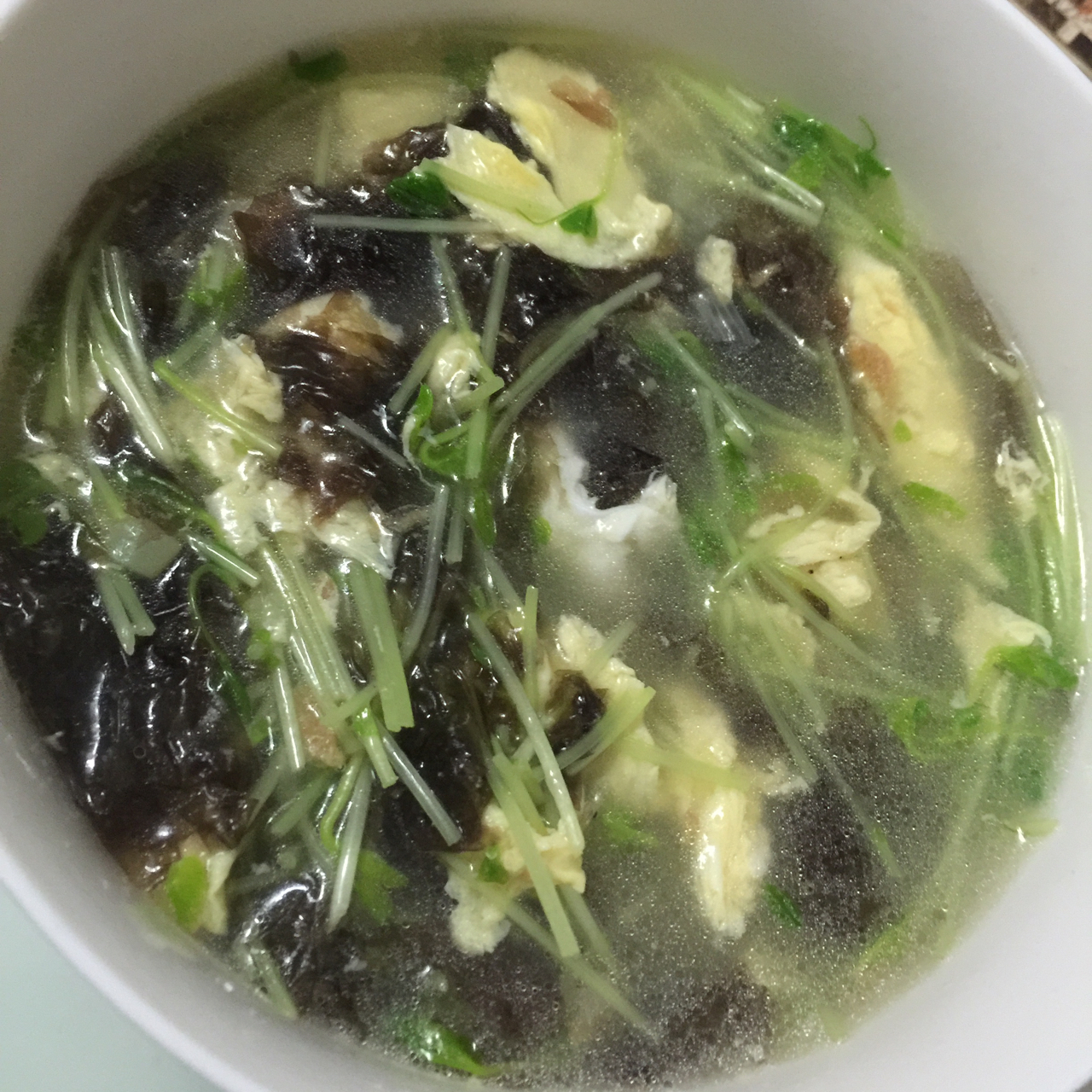 豌豆苗虾皮汤