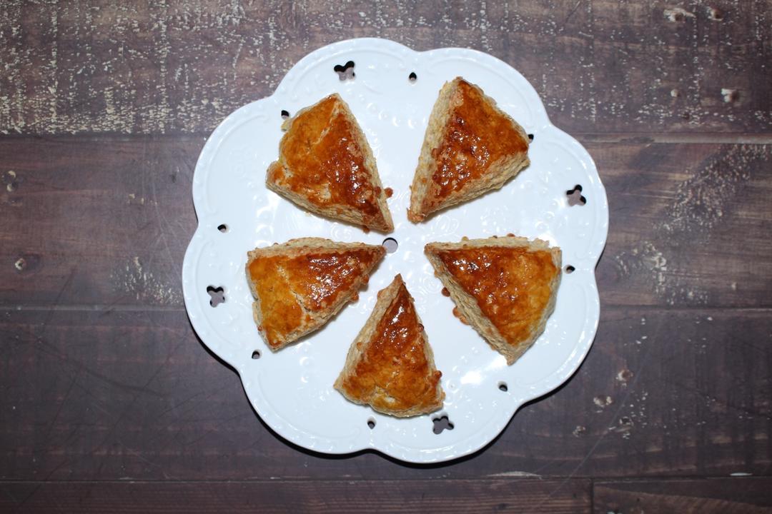 全麦香葱味增咸司康