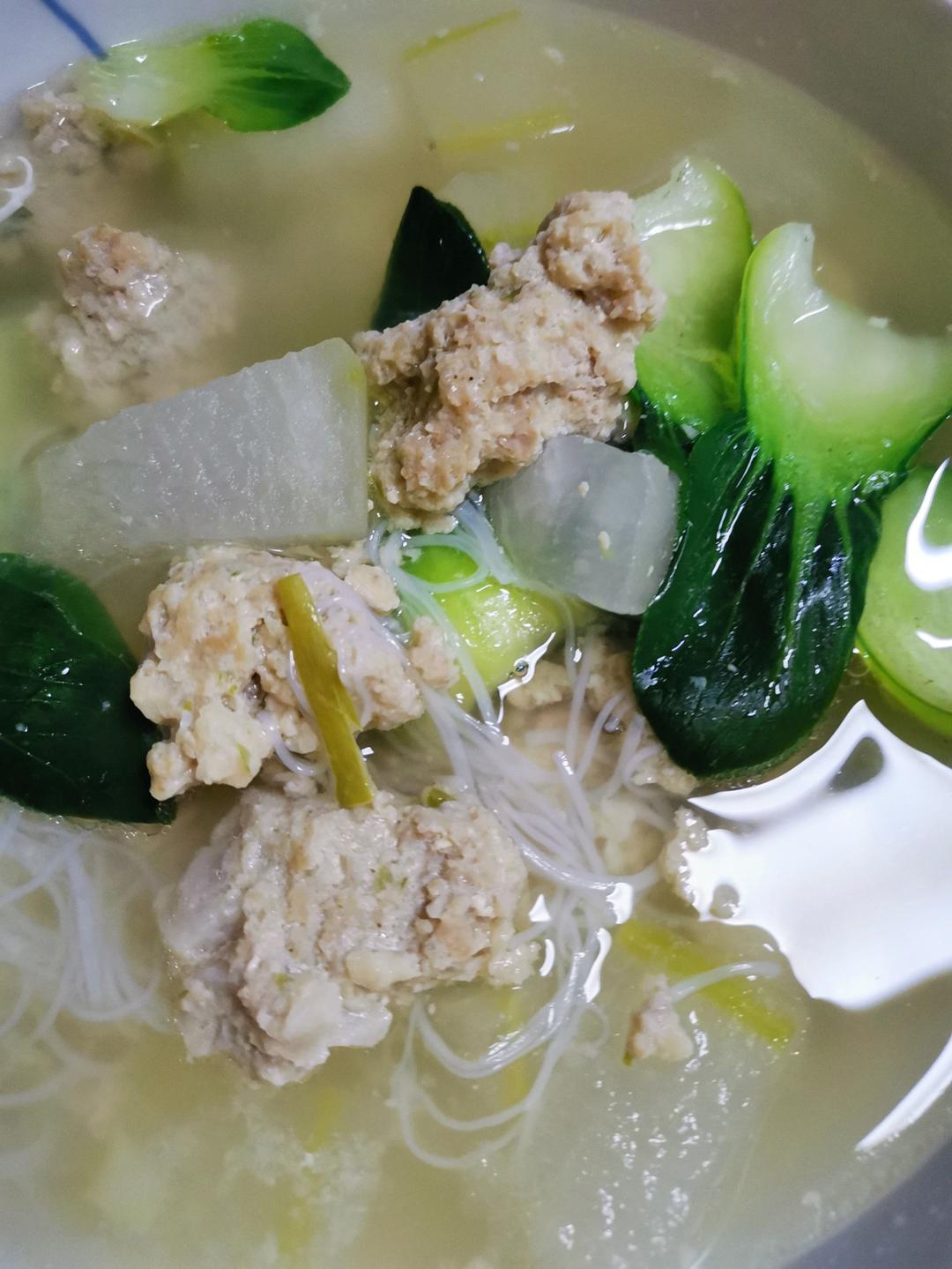 夏天不可错过的家常味--冬瓜丸子汤