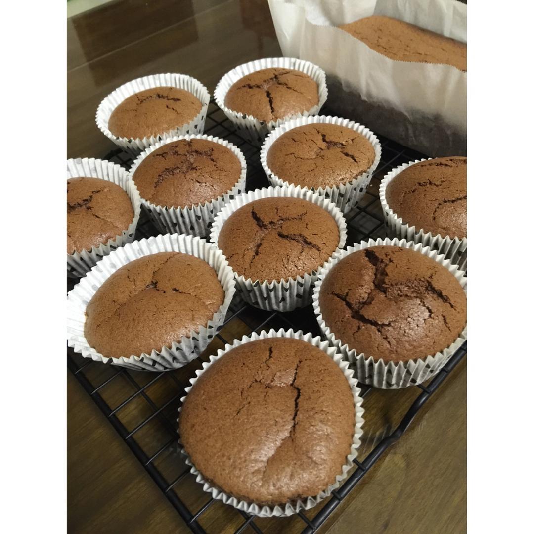 巧克力戚风蛋糕