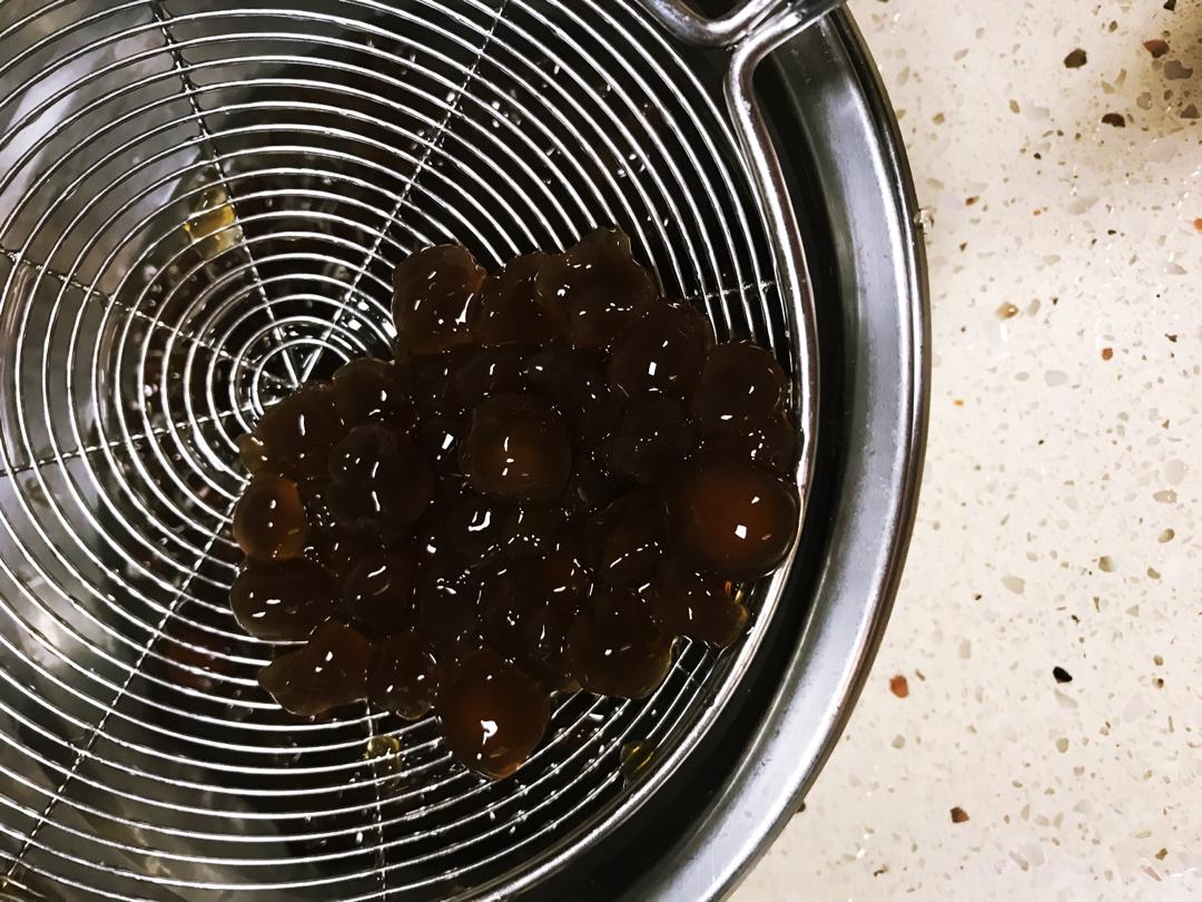 焦糖珍珠奶茶