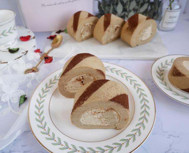 回味无穷♥咖啡榛子奶油蛋糕卷的做法