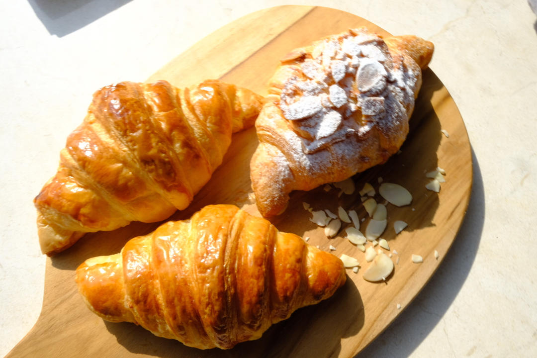 蘑菇头的秋天做的可颂丨经典起酥面包