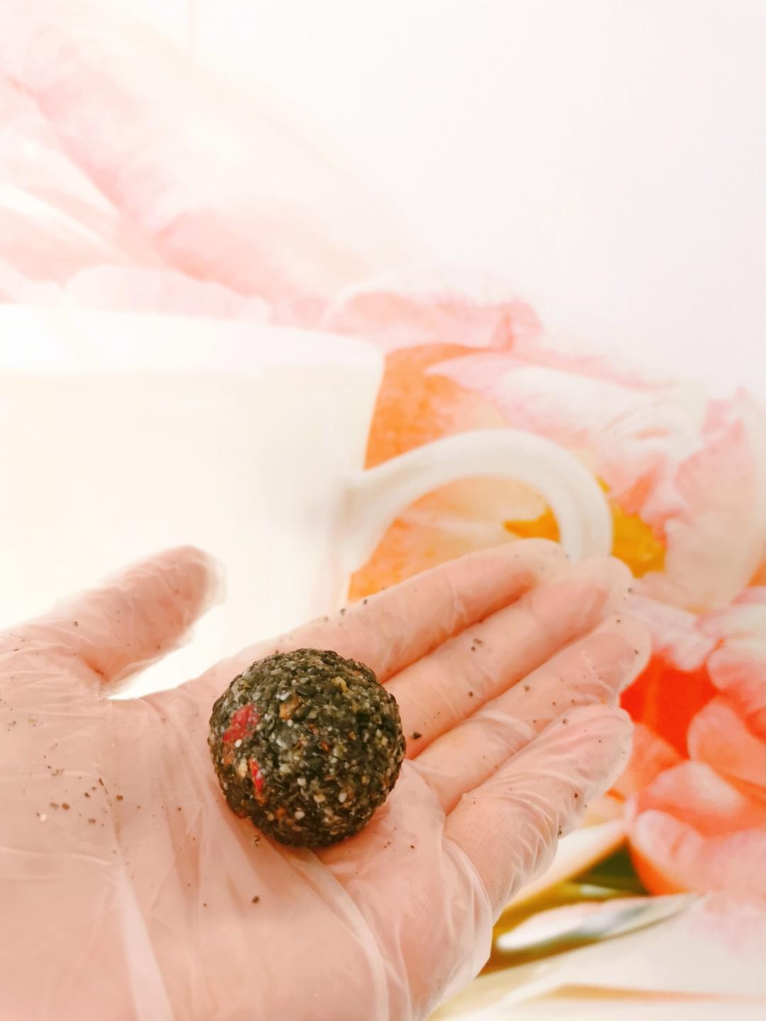 小白版黑芝麻球