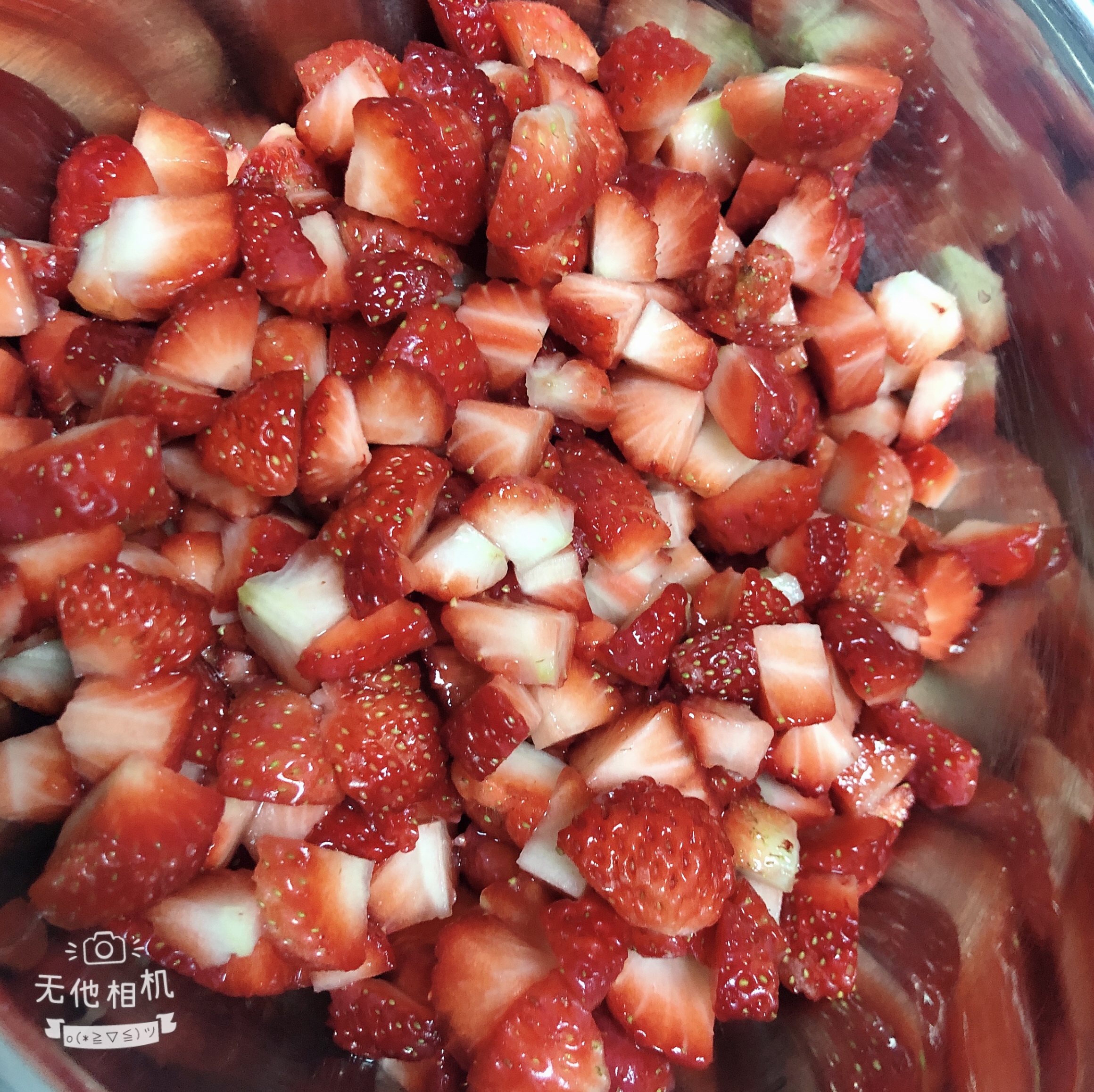 草莓酱及草莓牛乳🍓的做法 步骤1
