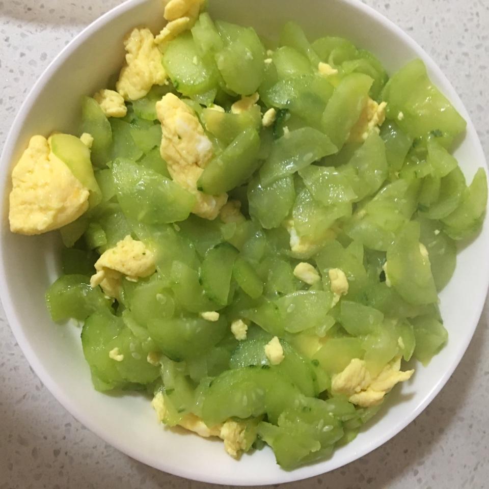黄瓜炒鸡蛋