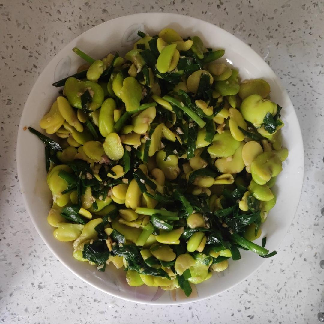 蚕豆炒韭菜