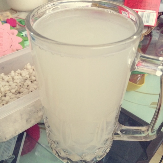 柠檬薏米水