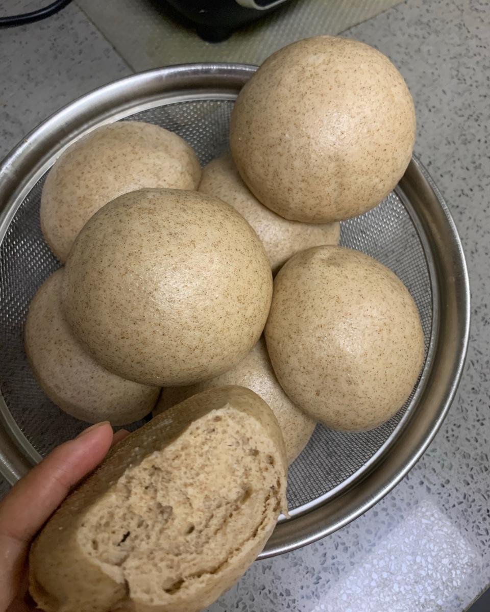 黑麦馒头