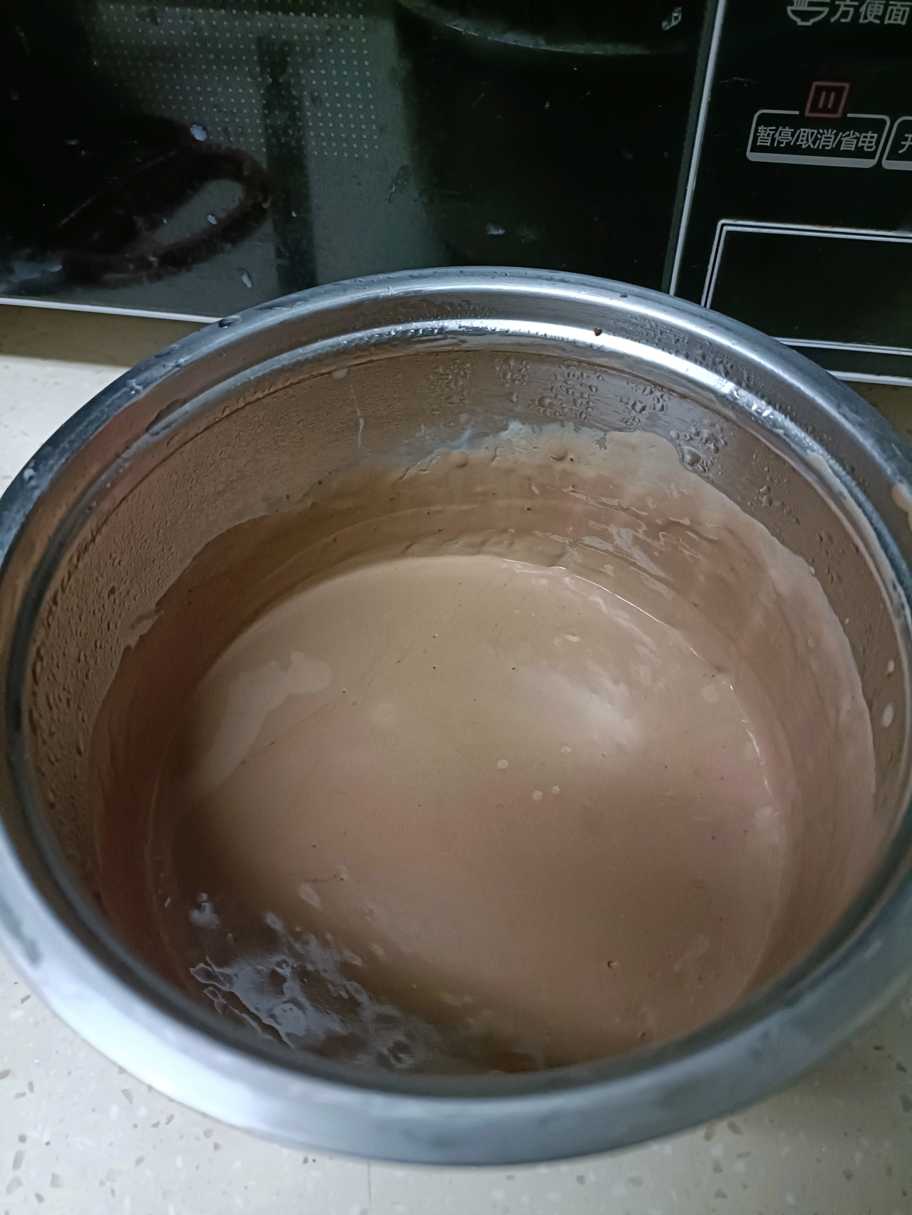 巧克力香缇奶油制作方法 浓醇巧克力奶油蛋糕 纸杯蛋糕
