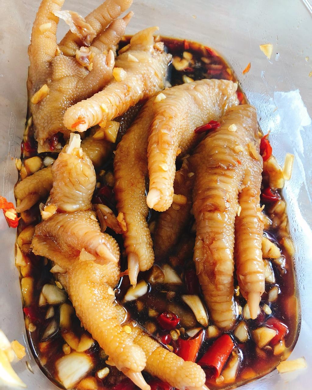 蒜蓉鸡爪爪