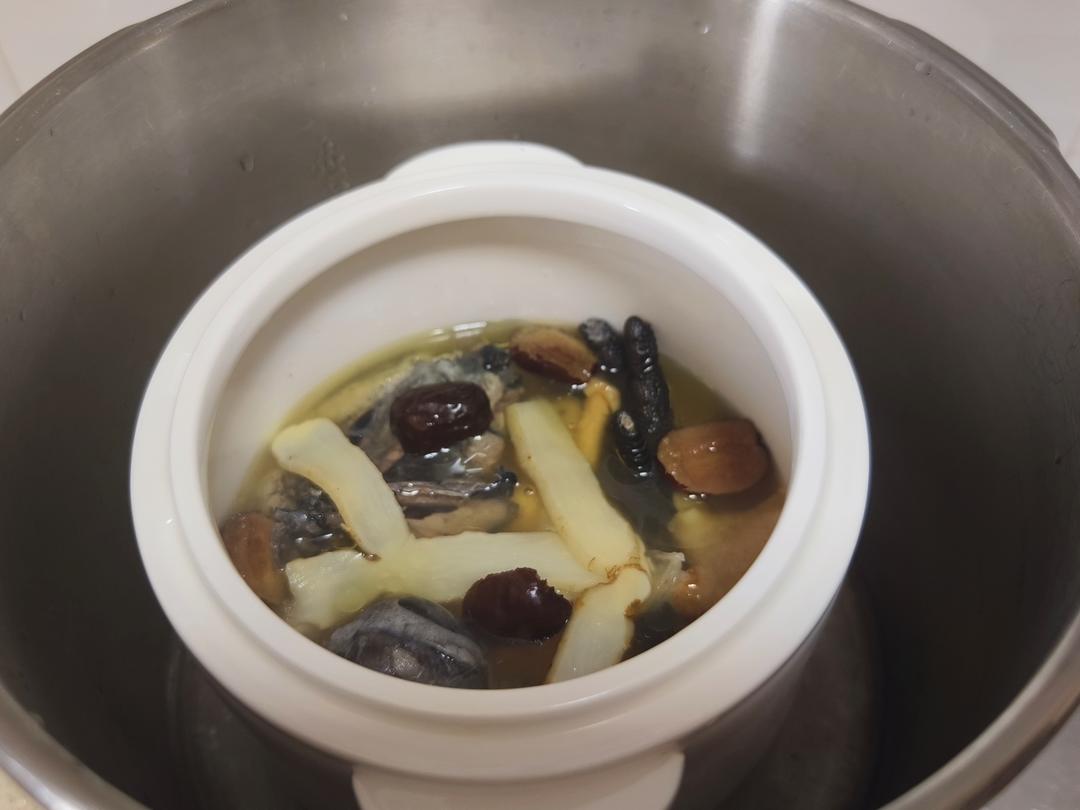 经后补身乌鸡汤