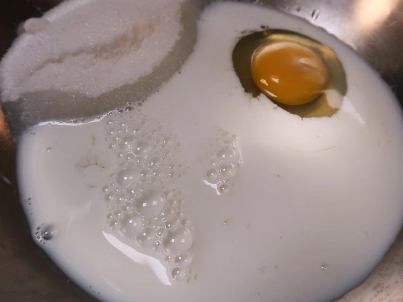 纯奶手撕吐司的做法 步骤1