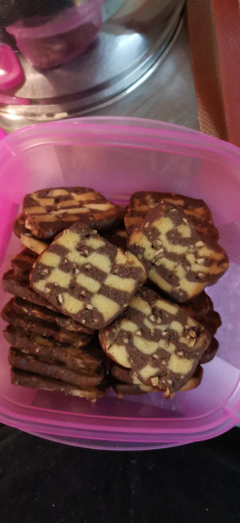 巧克力杏仁奶油棋盘饼干