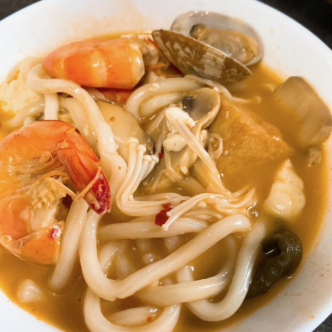 冬阴功海鲜汤