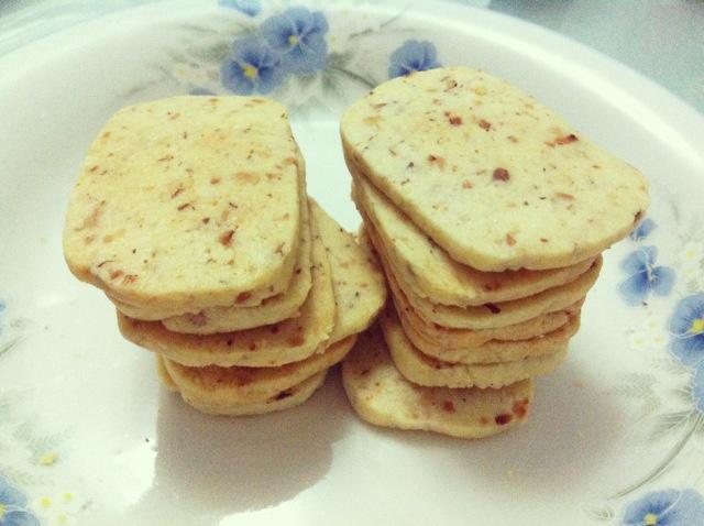 大杏仁颗粒蛋白脆饼干