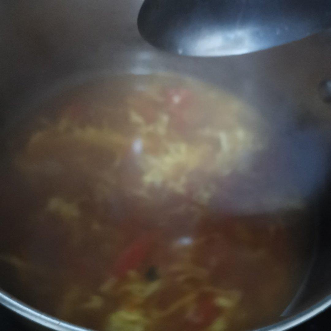 【跟我做不会错】简单又好喝的西红柿鸡蛋汤，家常又营养哦