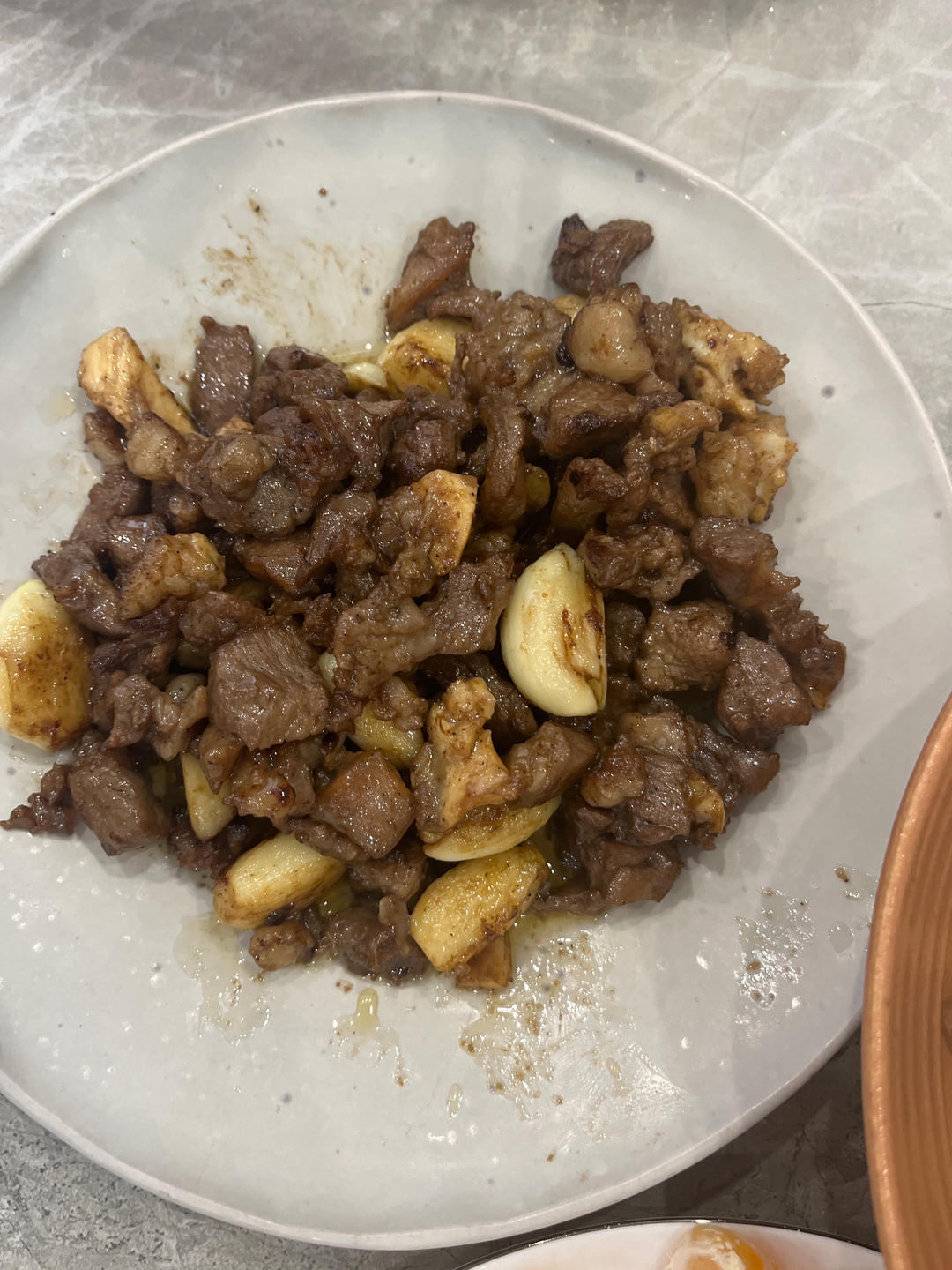 好吃到舔盘的蒜香黑椒牛肉粒