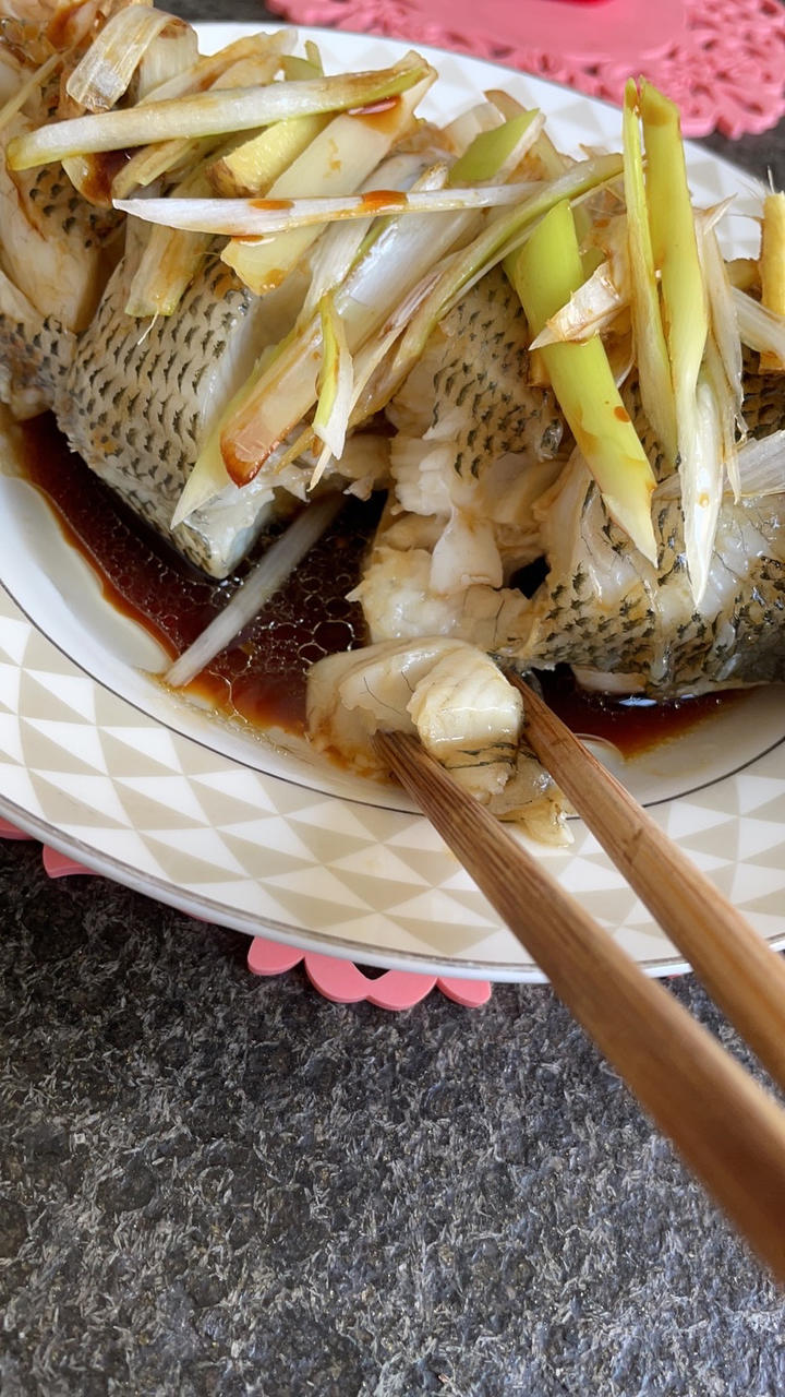 清蒸鲈鱼