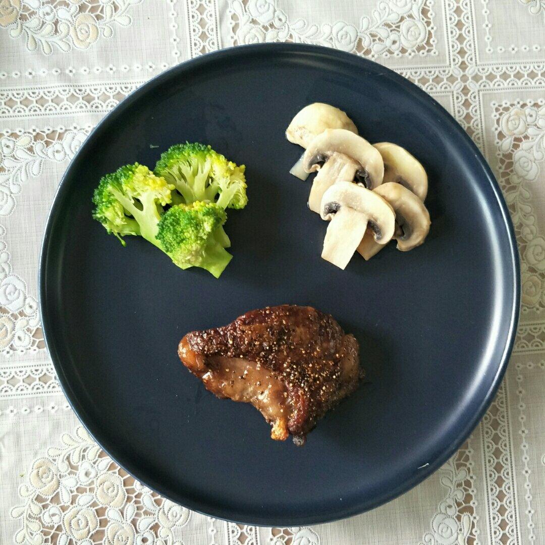厚切菲力牛排做法